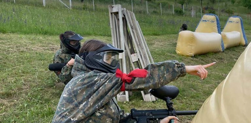 PAINTBALL PRIVAT CU BULE NELIMITATE