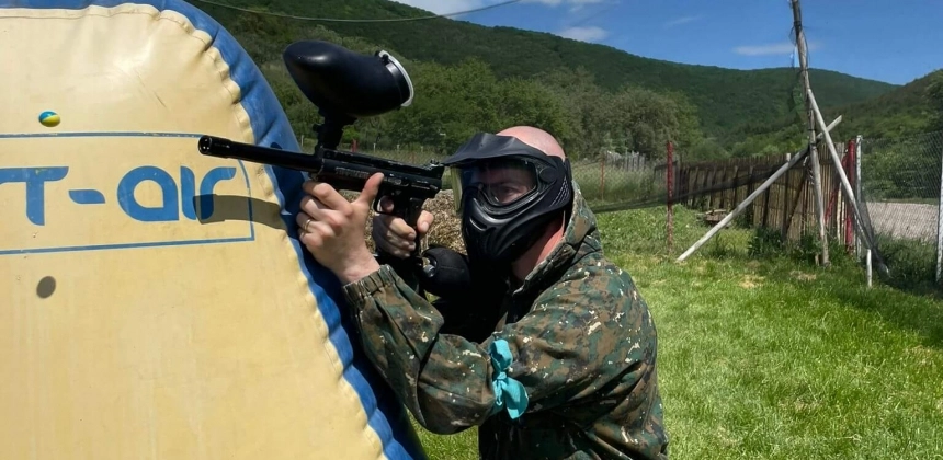 PAINTBALL PRIVAT CU BULE NELIMITATE