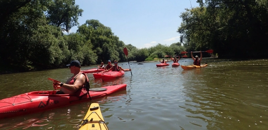 AVENTURĂ DE CAIAC-CANOE PE MEANDRELE MUREȘULUI