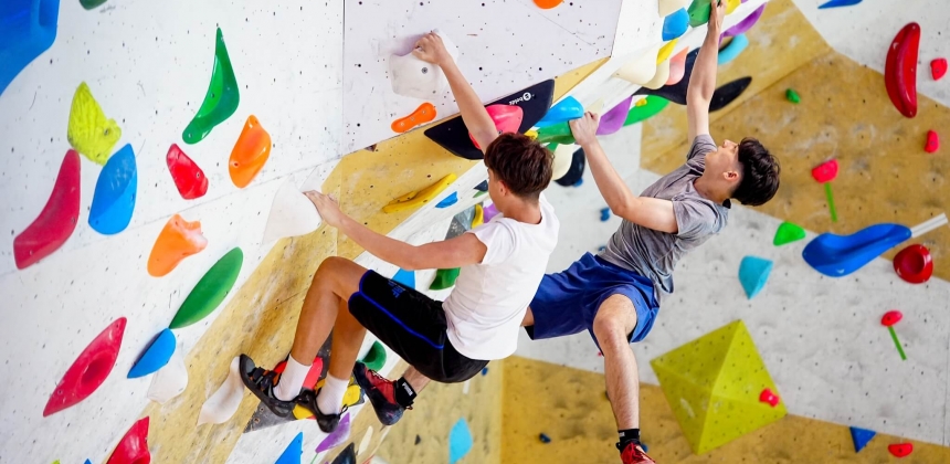 MÁSZÁSRA FEL! – EDZÉSBÉRLET AZ ADRENALIN CLIMBING GYM FALAIN