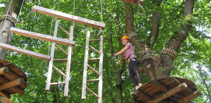 EXPERIENȚĂ LA ÎNĂLȚIME, APROAPE DE CLUJ – BILET ADRENALIN PARK