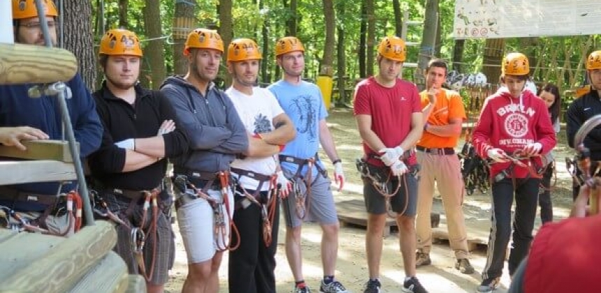 ADVENTURE DAY – CSAPATÉPÍTŐ ÉLMÉNY AZ ADRENALIN PARKBAN