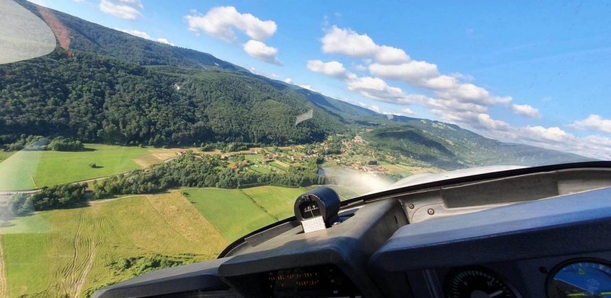 DE LA TÂRGU MUREȘ LA SOVATA – ZBOR PANORAMIC CU AVIONUL