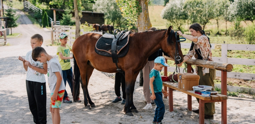 LOVAGLÁS KEZDŐKNEK A HARGITA LÁBÁNÁL